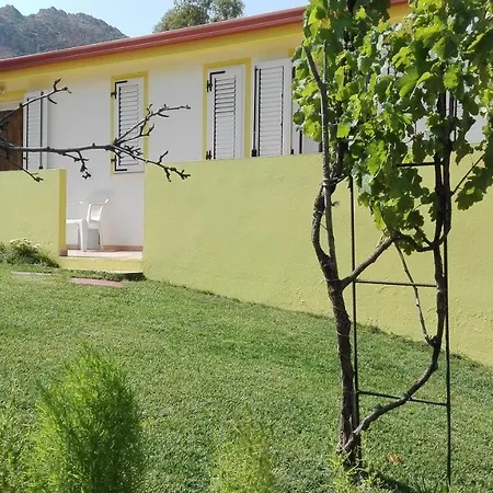 Il Girasole Casa de Férias *